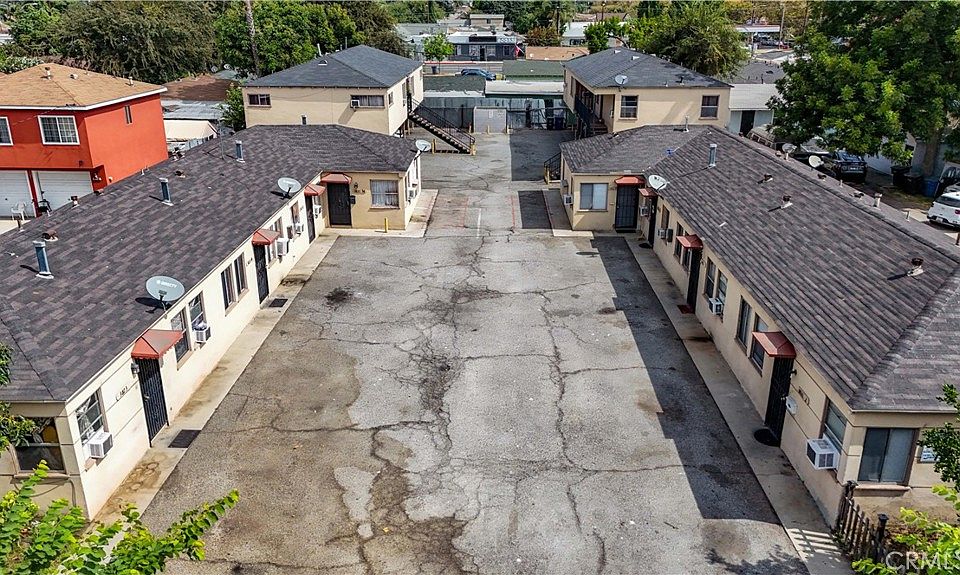 1st image of 3823 Walnut St