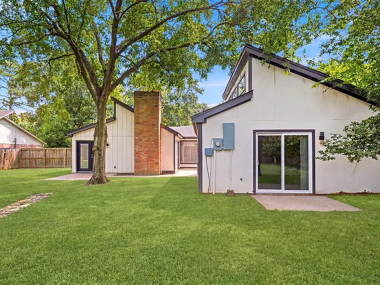 19407 Enchantford Ct — Photo 44