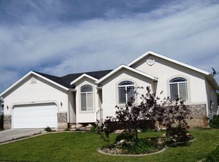 1382 N 820 W, Clinton, UT 84015