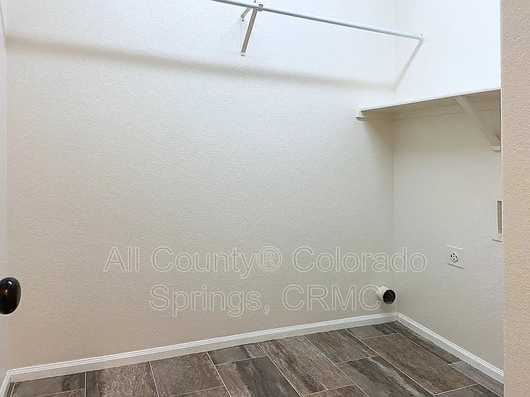 8355 Cedar Chase Dr — Photo 11