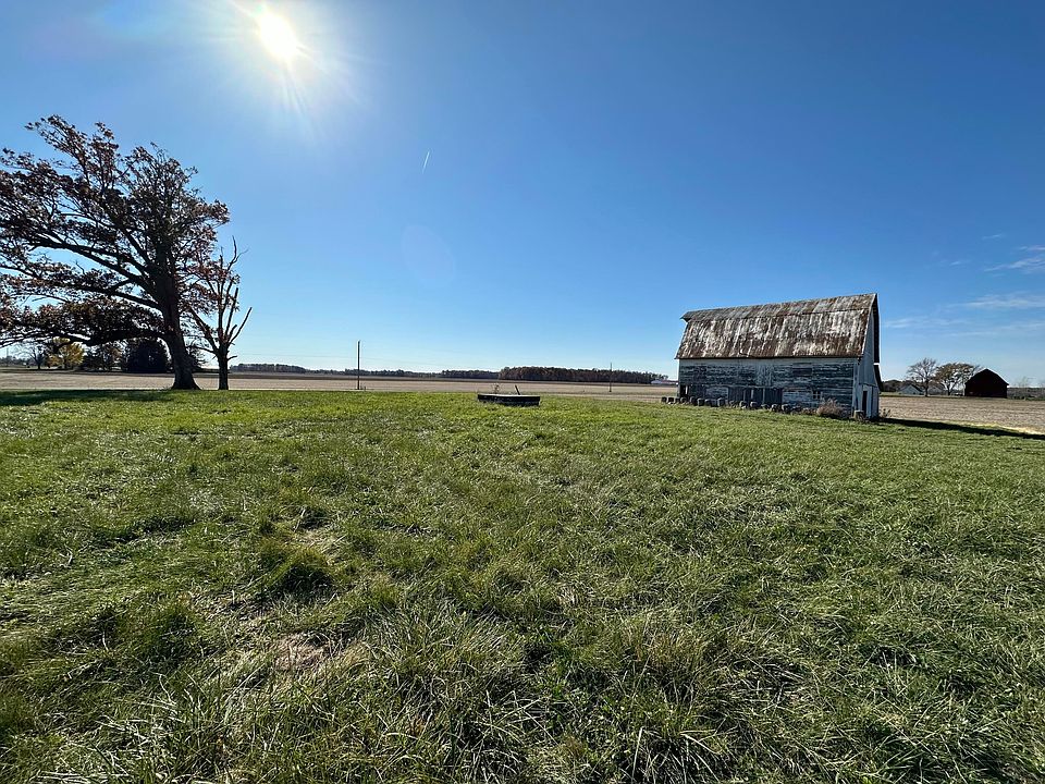 2nd image of 18120 Yoakum Rd