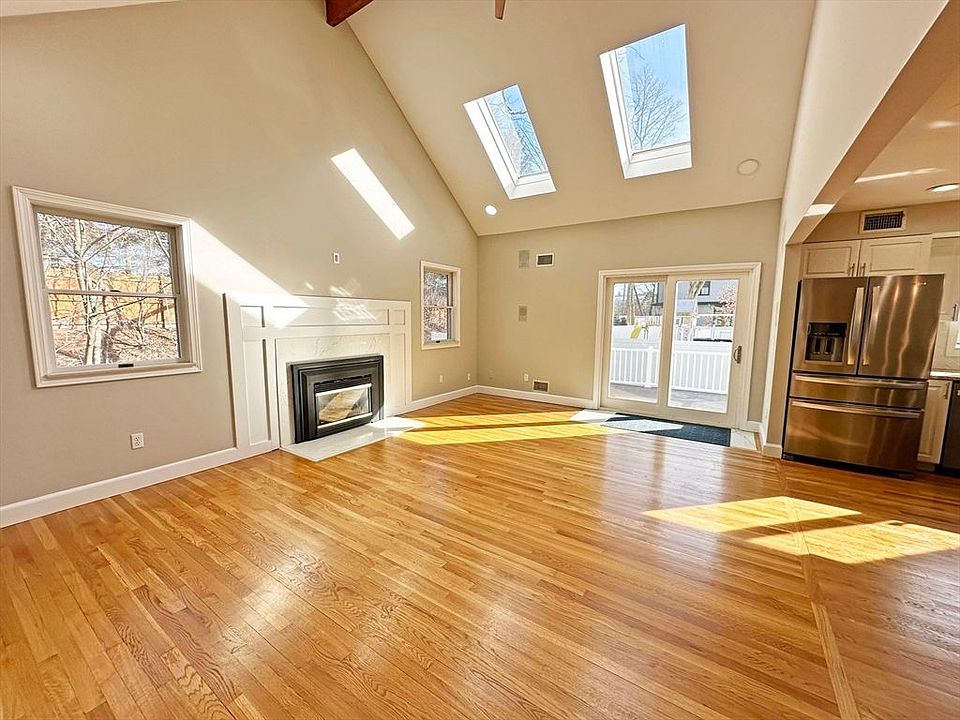 28 Lantern Ln, Wellesley, MA 02481 Zillow