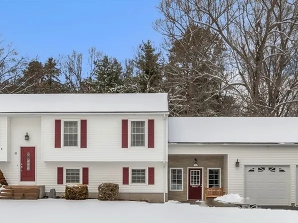 11 Crystal Dr, Southwick, MA 01077