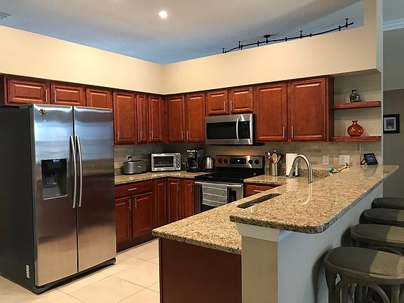 5th image of 613 Hummingbird Ct