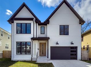 828 Cherokee Ave, Royal Oak, MI 48067