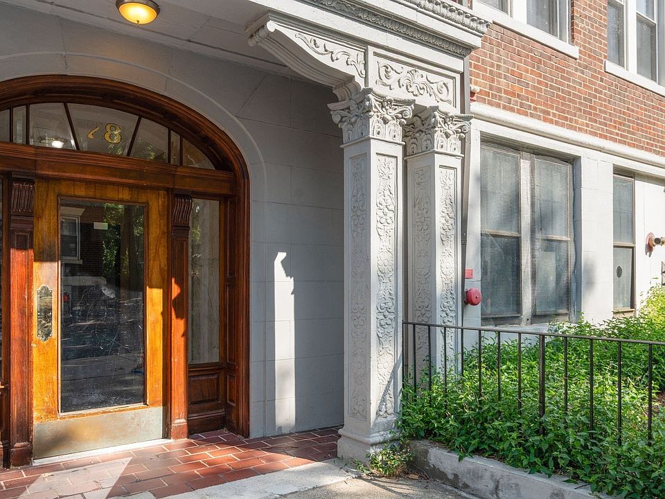 1st image of 28 Quint Ave APT 37