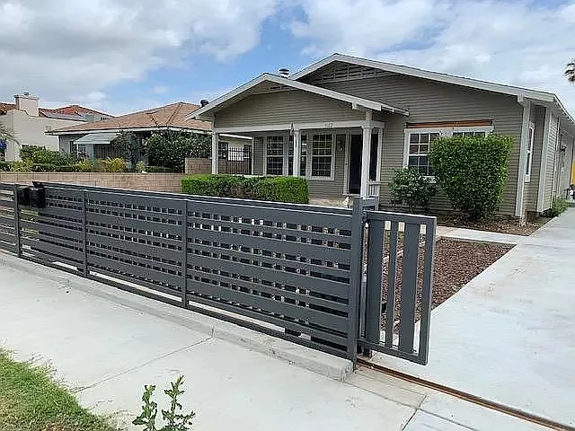 9122 Ralph St — Photo 2