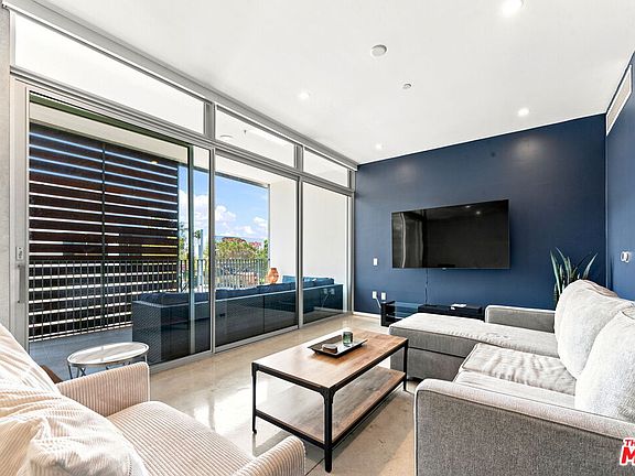 3rd image of 901 Hancock Ave Unit 201