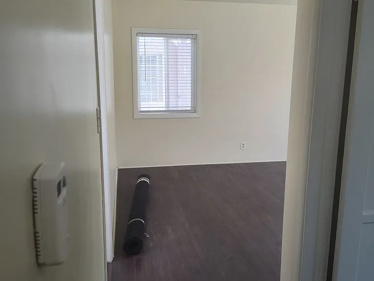 8122 Victoria Ave #B — Photo 12