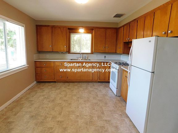 4th image of 11518 Valley Ave E APT 5