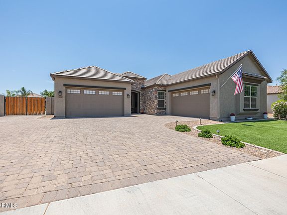 4th image of 22185 E PECAN Lane