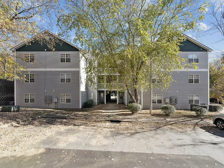 2000 University Woods Rd #204 — Photo 2