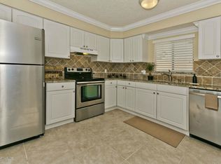 1679 Seminole Rd APT 1, Atlantic Beach, FL 32233