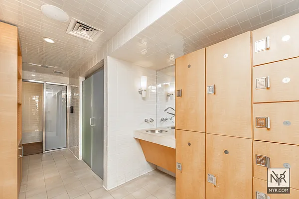 Rented by New York Residence | media 33