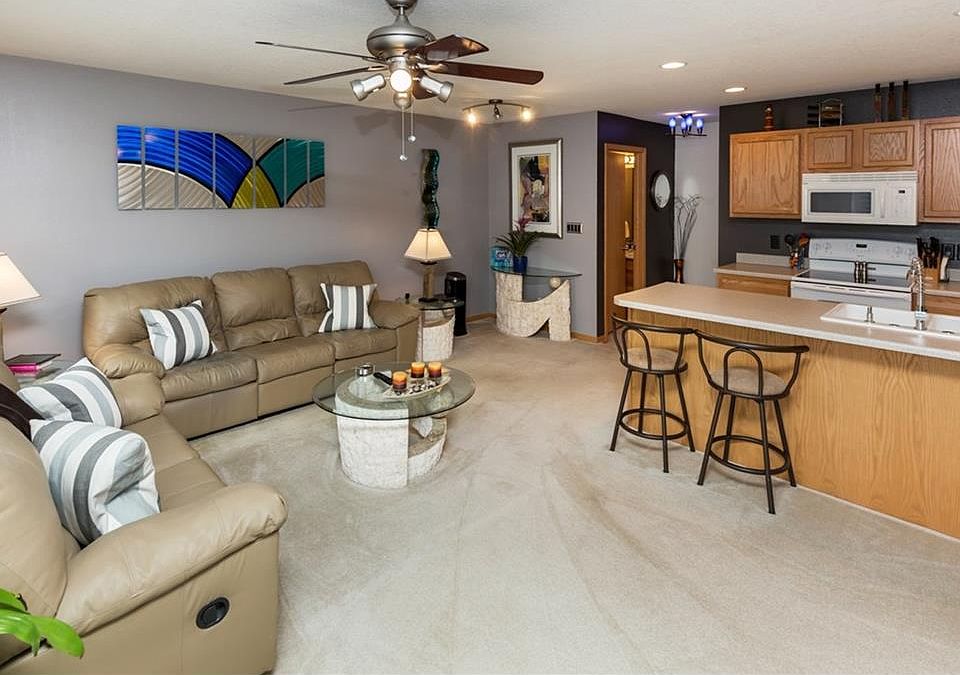 1st image of 4808 NE Milligan Ln