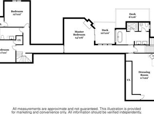 90 Ponderosa Ln, Melville, NY 11747