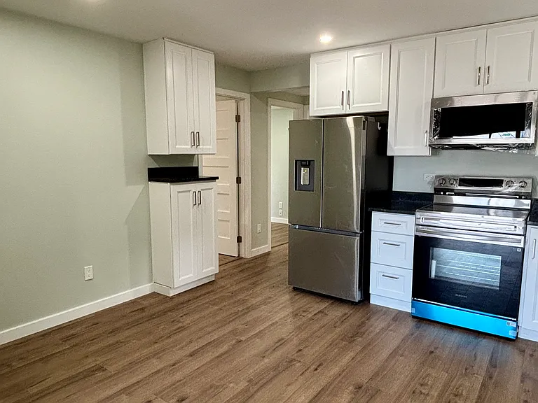 3265 N Interstate Ave #2 — Photo 14