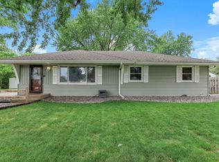 8758 Hamlet Ave S, Cottage Grove, MN 55016