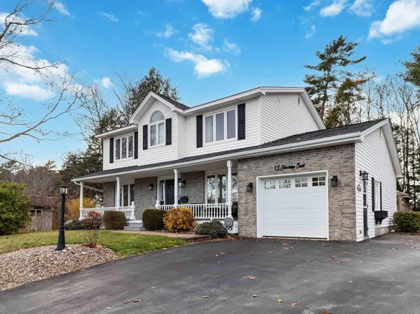 15 Stoneridge Ct, Bridgewater, NS B4V 3T9
