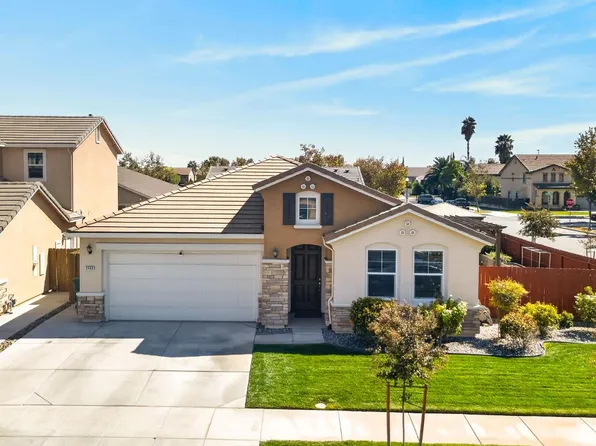2403 N Rock Creek Dr, Los Banos, CA 93635