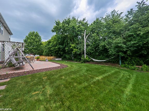 3rd image of 1901 Pinnacle Dr
