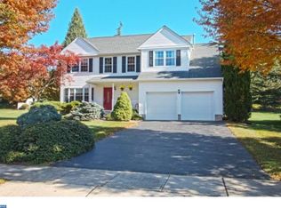 27 Amberfield Rd, Robbinsville, NJ 08691