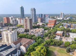 10171 119th St NW #305, Edmonton, AB T5K1Z1