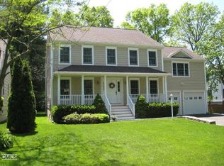 27 Casement St, Darien, CT 06820