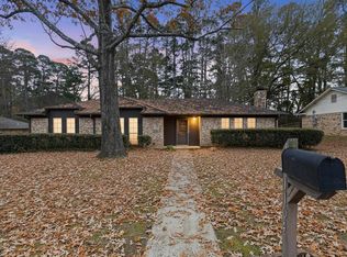 1104 Apache Ct, Longview, TX 75605