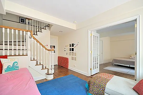 Rented by essential NEW YORK Real Estate | media 32