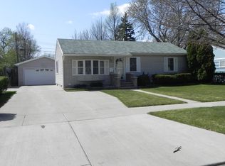 1905 6th St NW, Minot, ND 58703