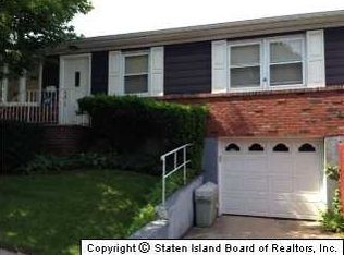 1 Columbus Ave, Staten Island, NY 10304