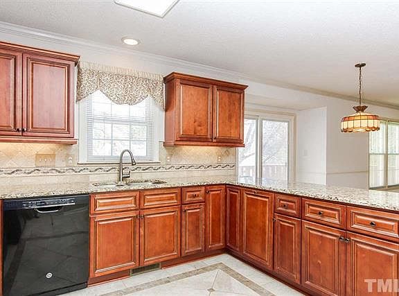 5th image of 114 Sequoia Ct