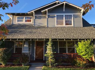 3002 NE Rainier Dr, Bend, OR 97701