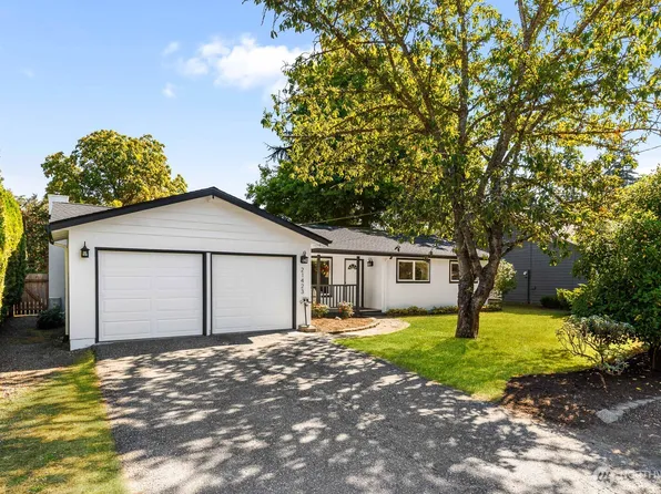 21423 92nd Avenue W, Edmonds, WA 98020