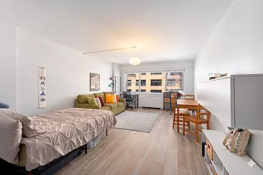 330 East 49th Street, #10G