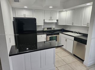 4479 Oak Terrace Dr #4479, Lake Worth, FL 33463