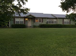 5300 State Highway 147 N, Center, TX 75935