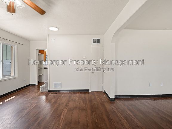 5th image of 2410 E Everett Ave