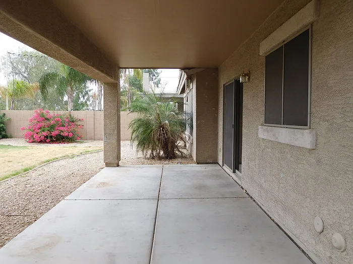 21846 E Via Del Rancho — Photo 25