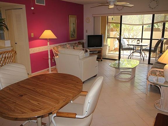 2nd image of 19505 Quesada Ave #M