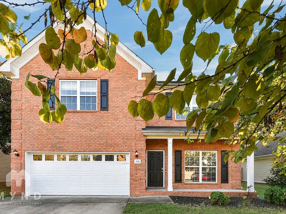 3335 Cotswold Ln