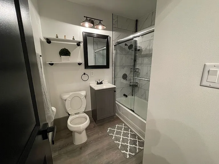632 W Historic Mitchell St — Photo 7
