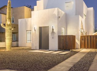 2537 N 28th Pl, Phoenix, AZ 85008