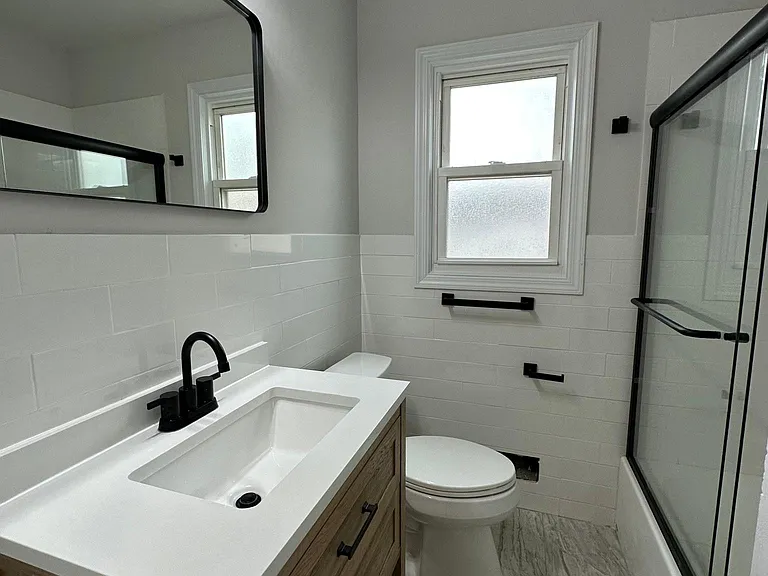 1215 Biscayne Blvd #2 — Photo 9