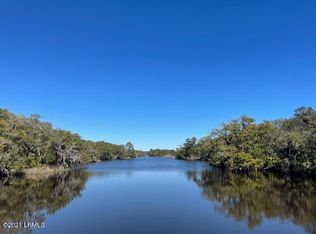 5 Stripland Way, Saint Helena Island, SC 29920