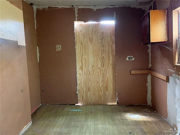 5th image of 1501 1st Ln