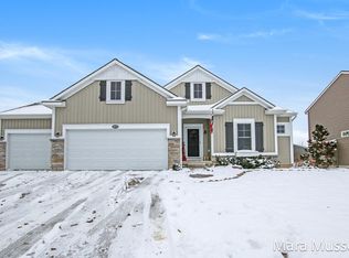 1075 Cobblestone Way Dr SE, Byron Center, MI 49315