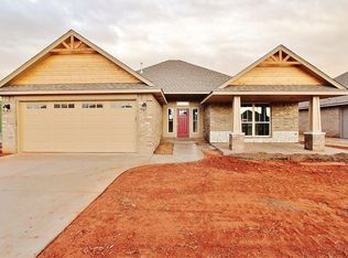 2145 Wheatheart Dr, Yukon, OK 73099