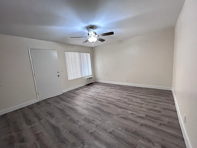 4070 Marlborough Ave #3 — Photo 1